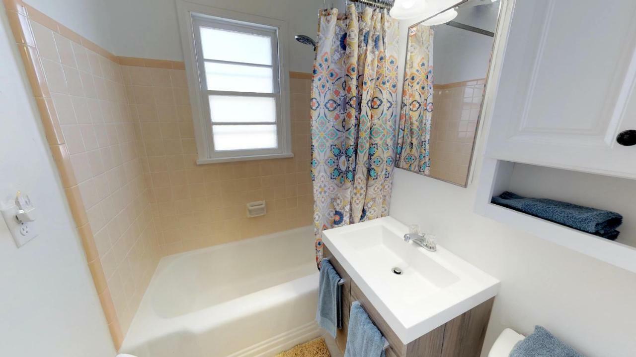 Wisteria Vine Cottage モンティセロ エクステリア 写真